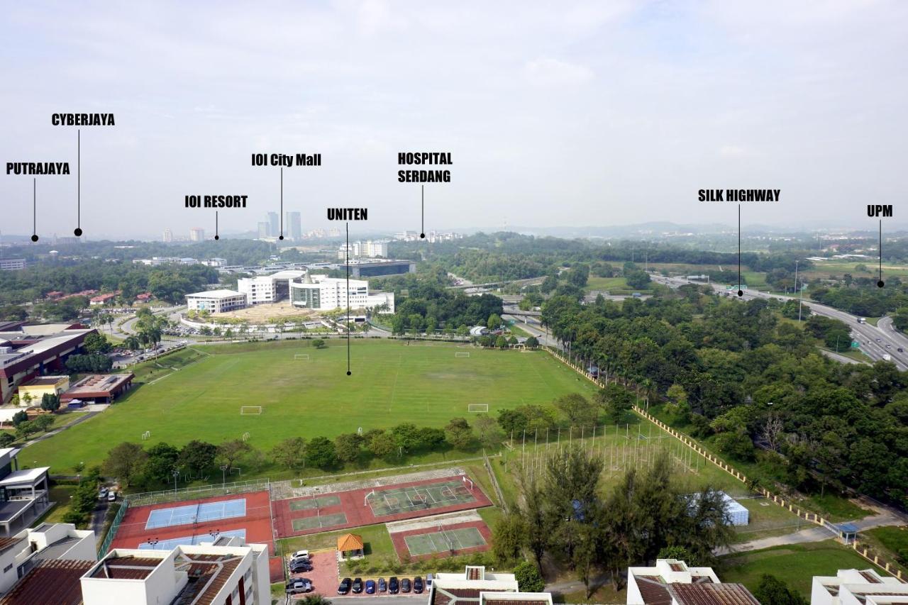Azfa Duplex Suite At De Centrum Putrajaya Bangi Free Wifi Kajang Eksteriør bilde