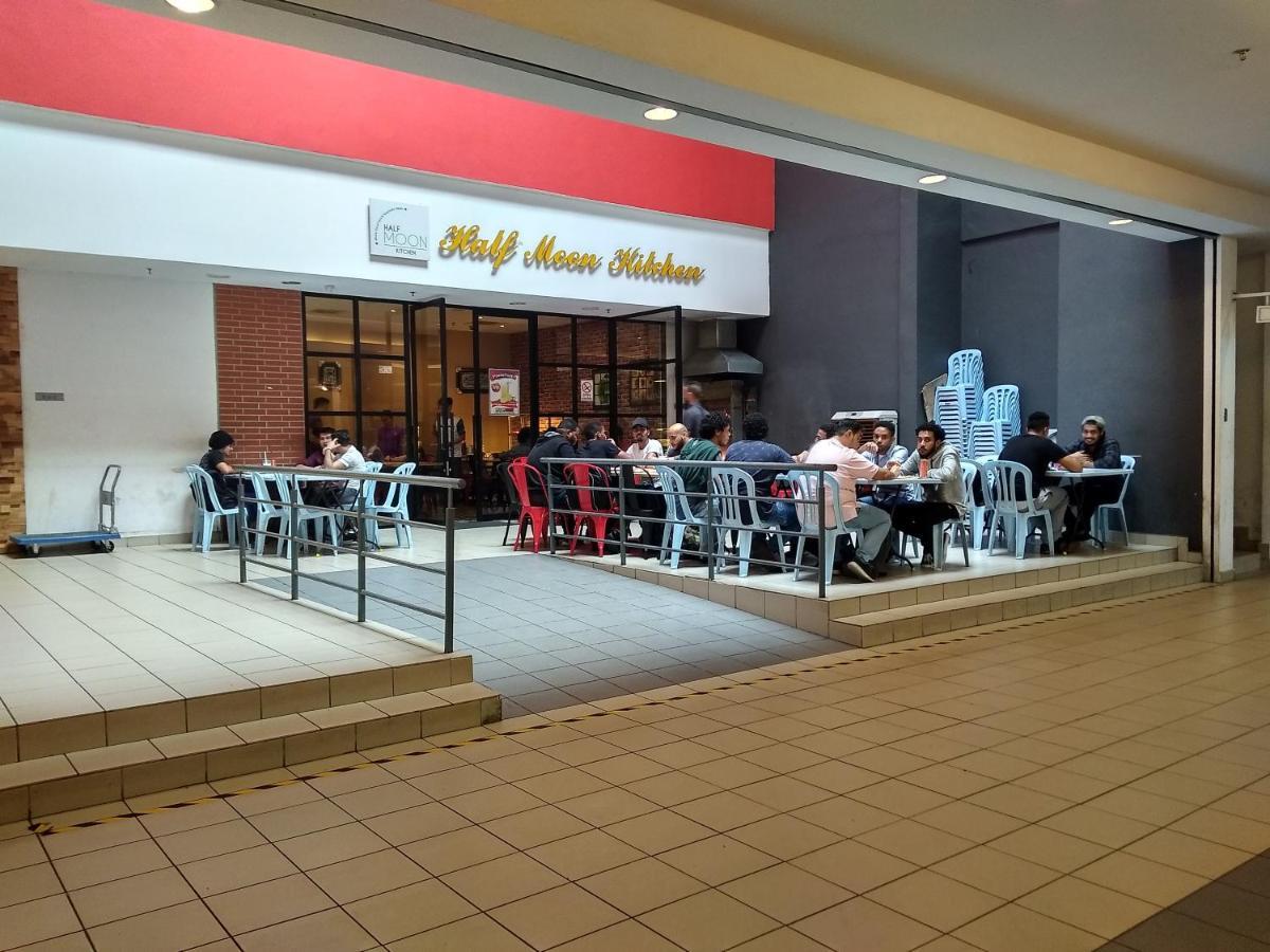 Azfa Duplex Suite At De Centrum Putrajaya Bangi Free Wifi Kajang Eksteriør bilde