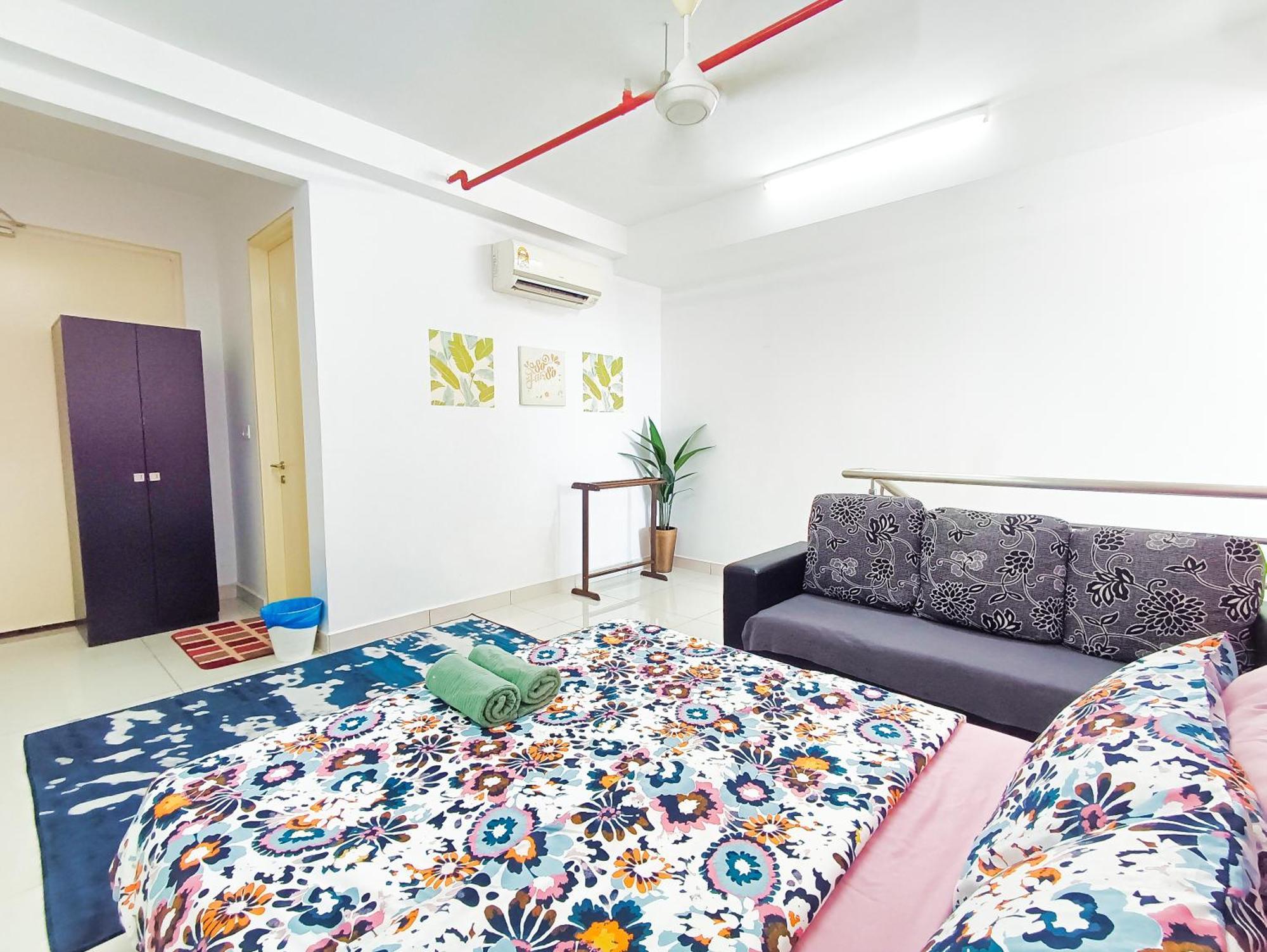 Azfa Duplex Suite At De Centrum Putrajaya Bangi Free Wifi Kajang Eksteriør bilde