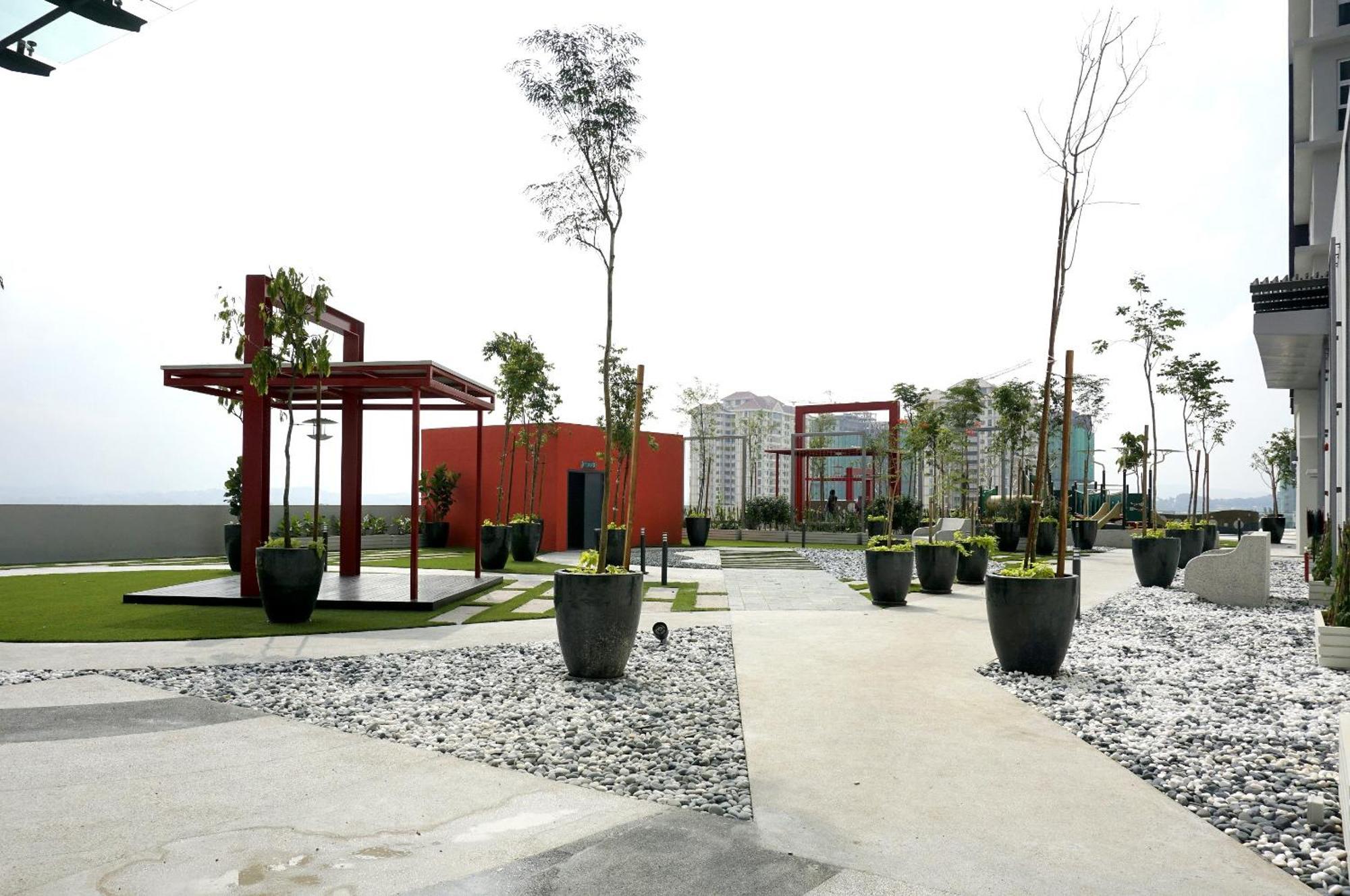 Azfa Duplex Suite At De Centrum Putrajaya Bangi Free Wifi Kajang Eksteriør bilde